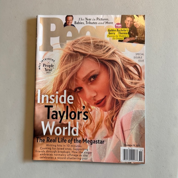 Taylor Swift Other - Swiftie Collectible Magazine Taylor Swift Photos Eras Tour
